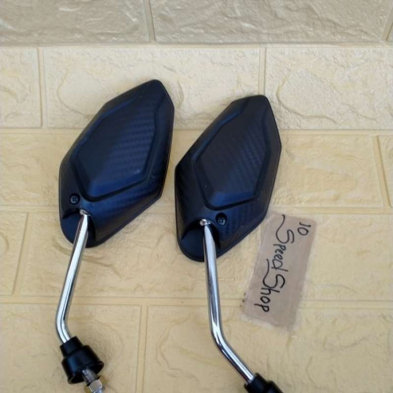 Review Jujur: Mana Aksesoris Motor yang Bikin Aman di Jalan?