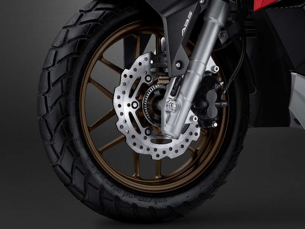 Daftar Harga Aksesoris Motor di Bandung:  Cari yang Hemat?