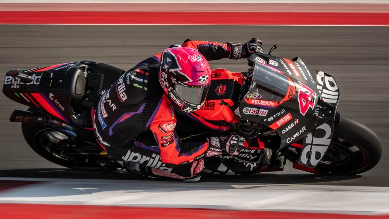 Tampil Stylish dan Aman:  Aksesoris Motor Terbaru 2024