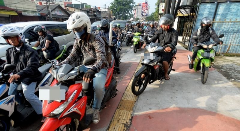 Waspada! Spion Motor KW Marak di Jakarta, Cara Bedakan Asli vs Palsu