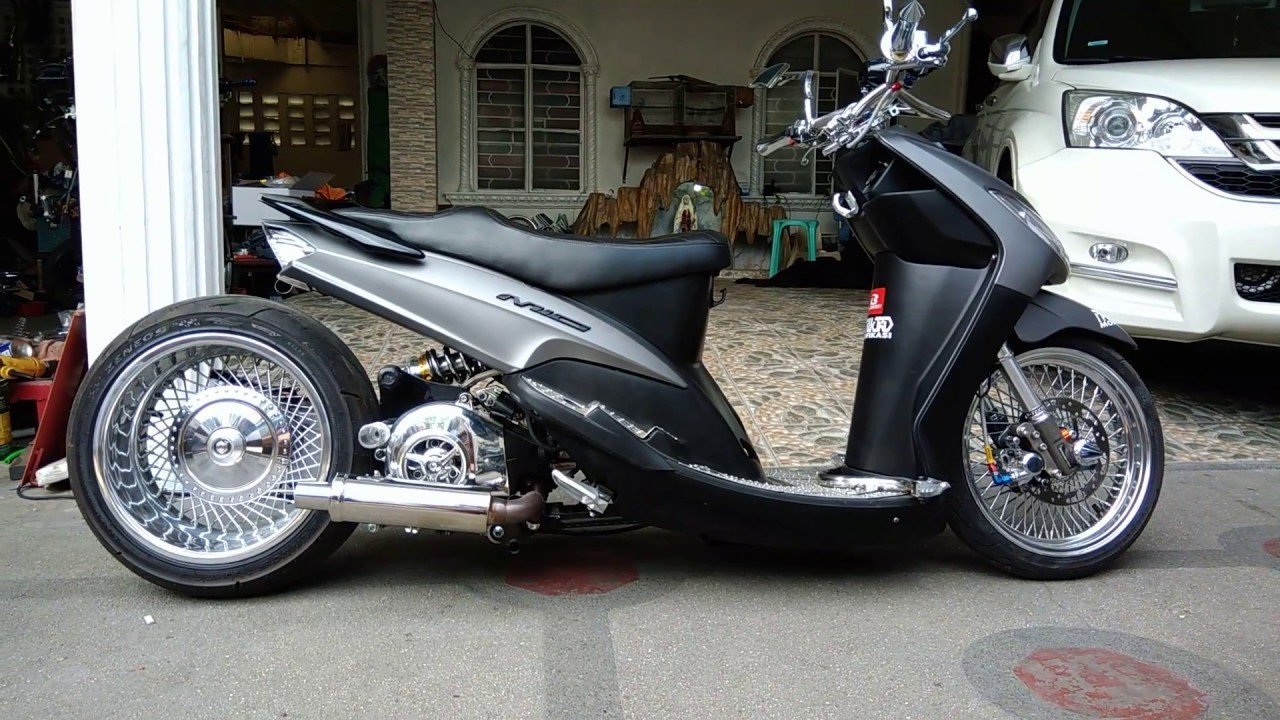 Gaya Balap: 3 Aksesoris Motor untuk Meningkatkan Handling